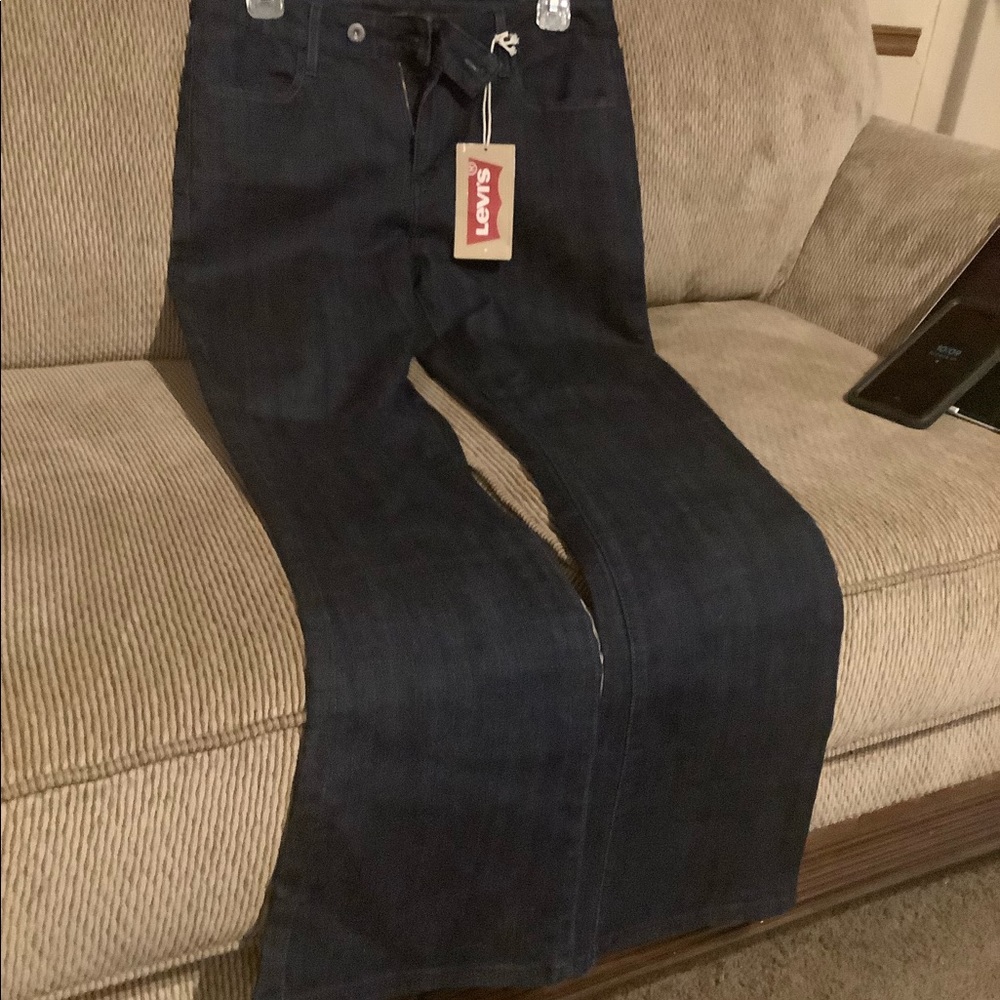 New with tags women’s Levi’s jeans